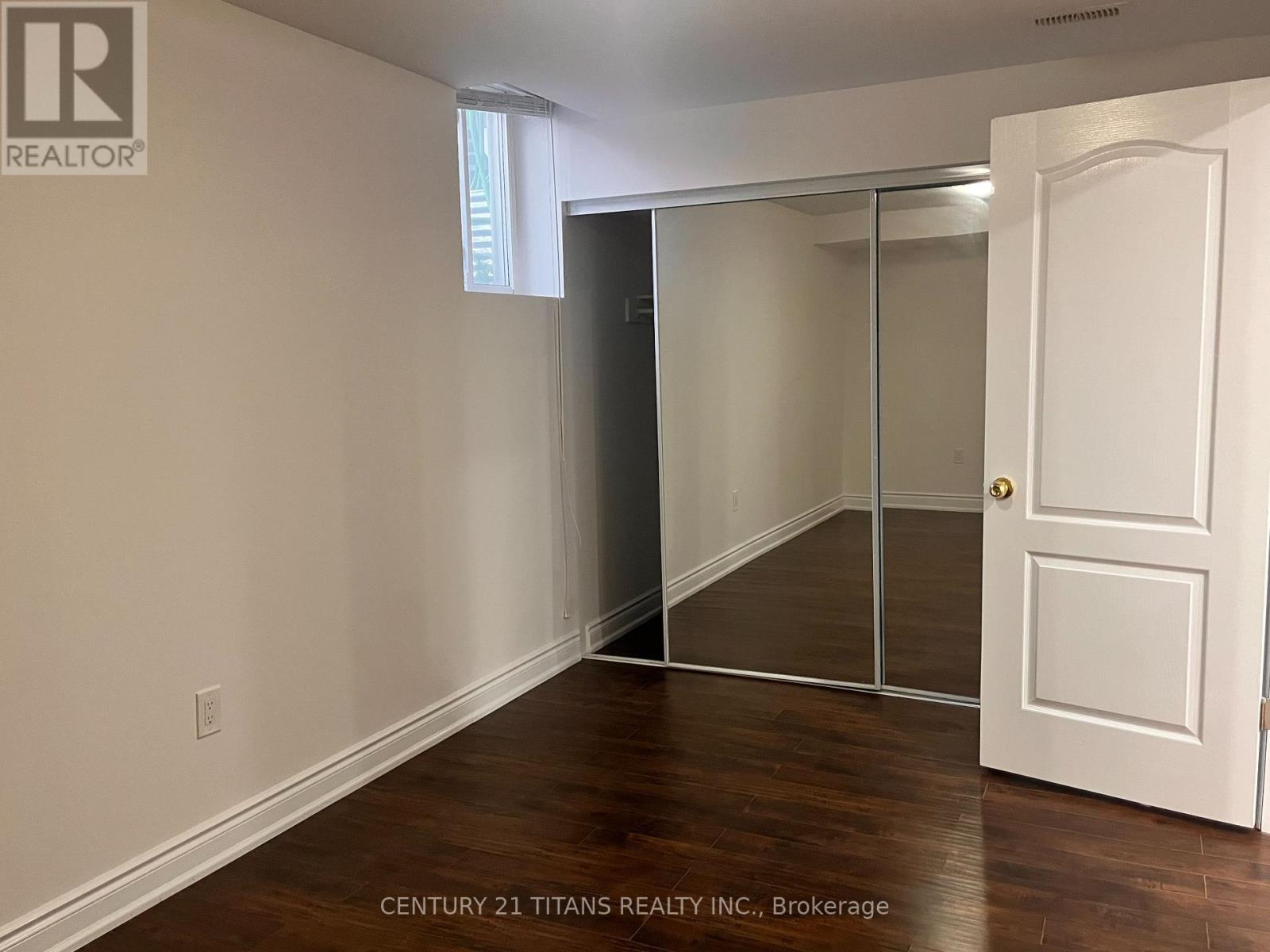 5151 Nestling Grove, Mississauga, Ontario  L5M 0L3 - Photo 6 - W13156032