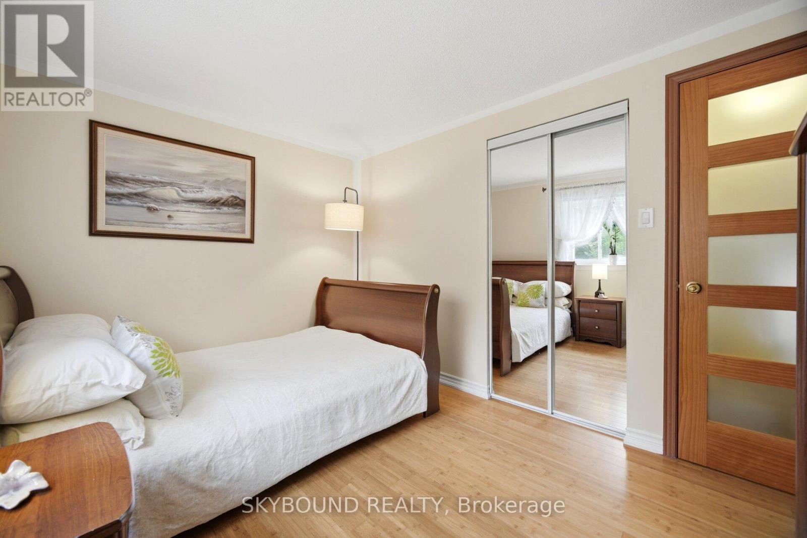 7217 Fayette Circle, Mississauga, Ontario  L5N 1Y5 - Photo 16 - W13153920