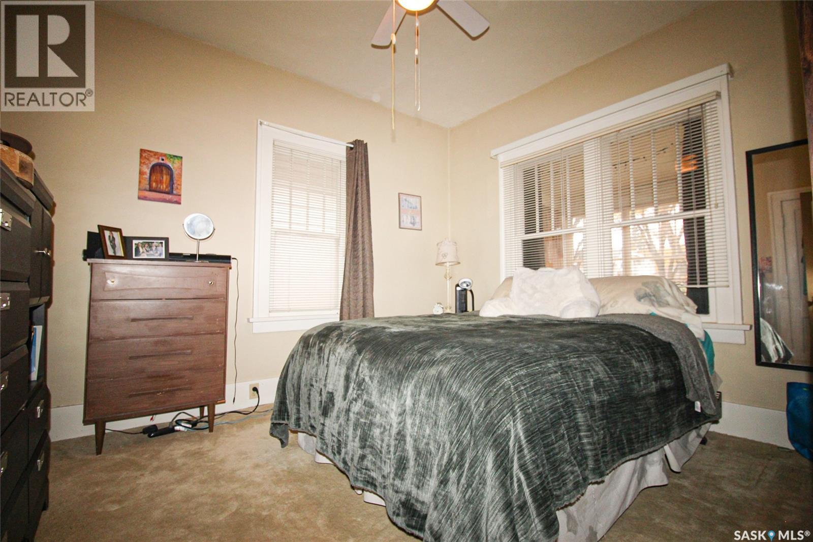 515 1st Street E, Shaunavon, Saskatchewan  S0N 2M0 - Photo 18 - SK036707
