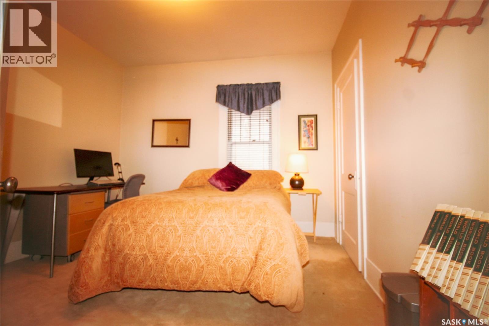 515 1st Street E, Shaunavon, Saskatchewan  S0N 2M0 - Photo 22 - SK036707