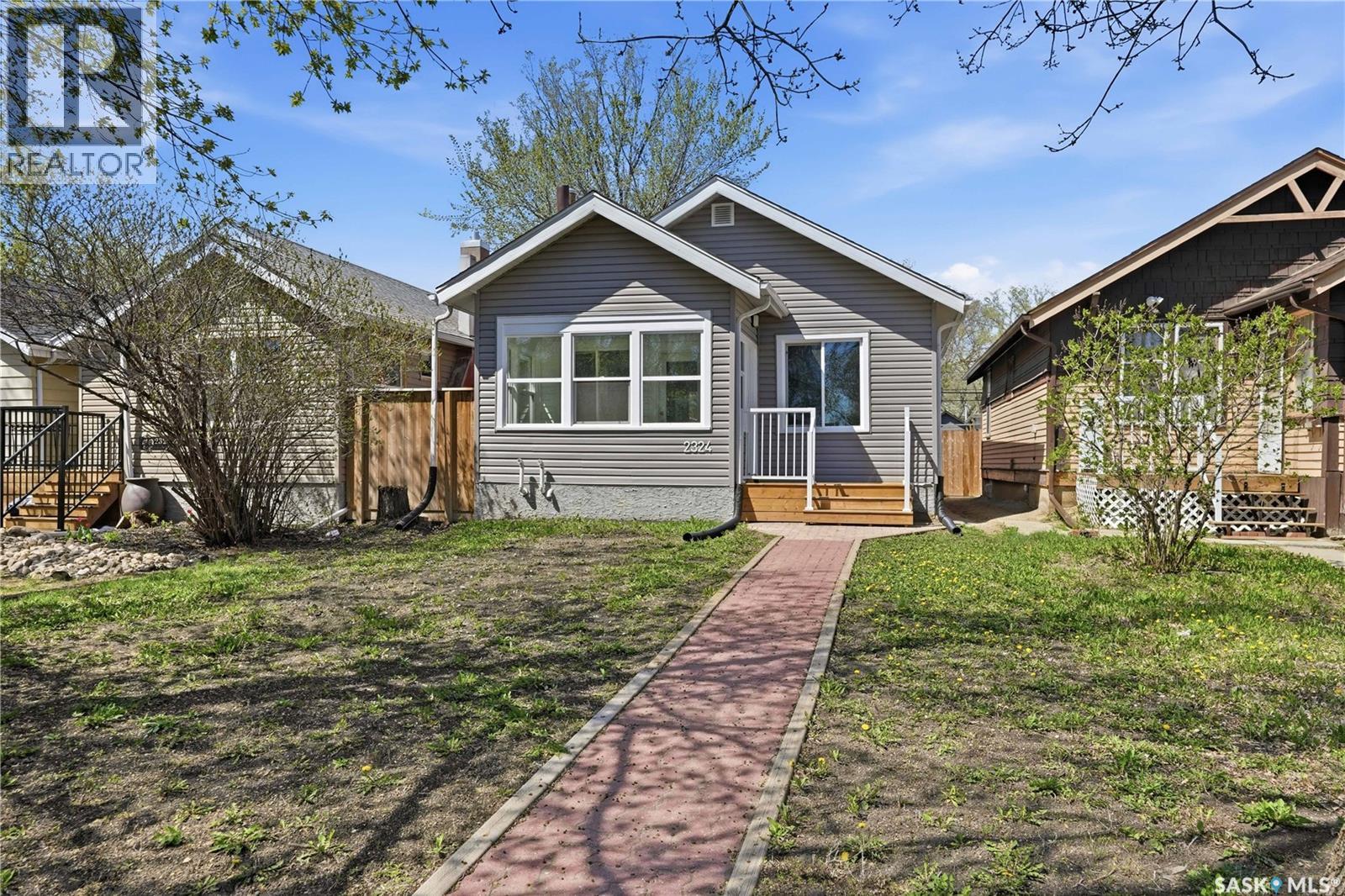 2324 Wallace Street, Regina, Saskatchewan  S4N 4A9 - Photo 2 - SK036702