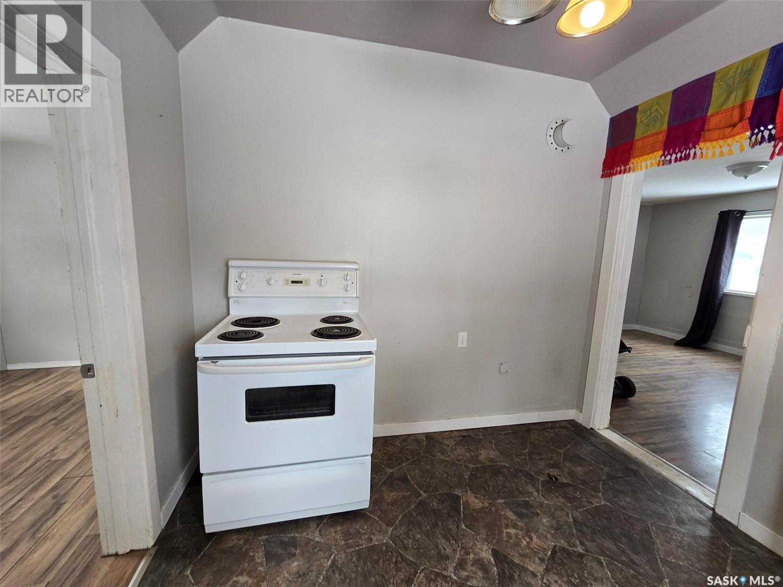 814 Southesk Street, Whitewood, Saskatchewan  S0G 5C0 - Photo 6 - SK036691