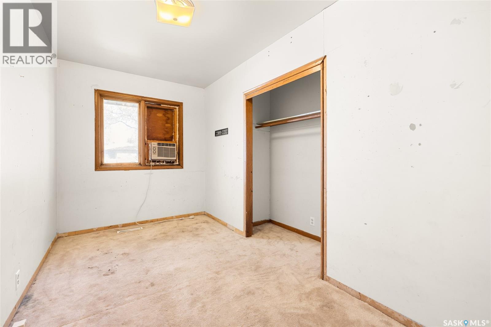 137 Garnet Street, Regina, Saskatchewan S4R 3R9 - Photo 7 - SK036672