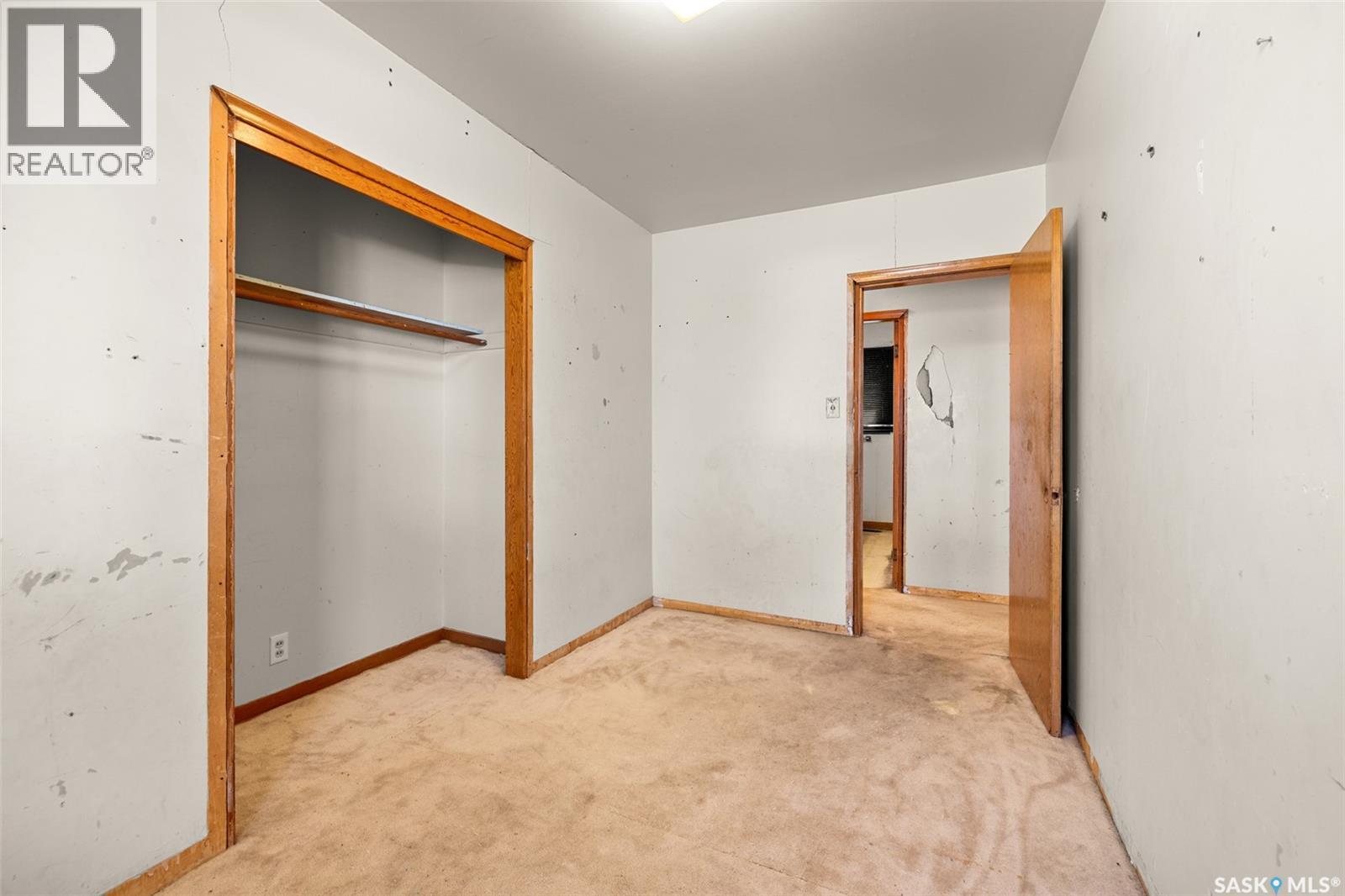 137 Garnet Street, Regina, Saskatchewan S4R 3R9 - Photo 8 - SK036672