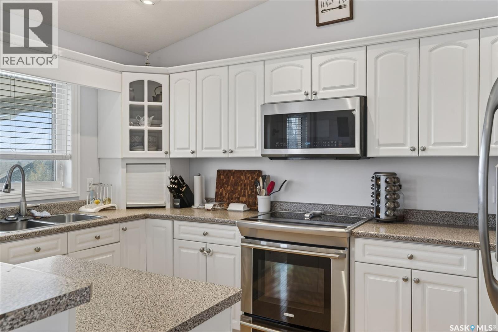 39 Mcknight Drive, Prince Albert, Saskatchewan  S6V 7Z7 - Photo 13 - SK036598