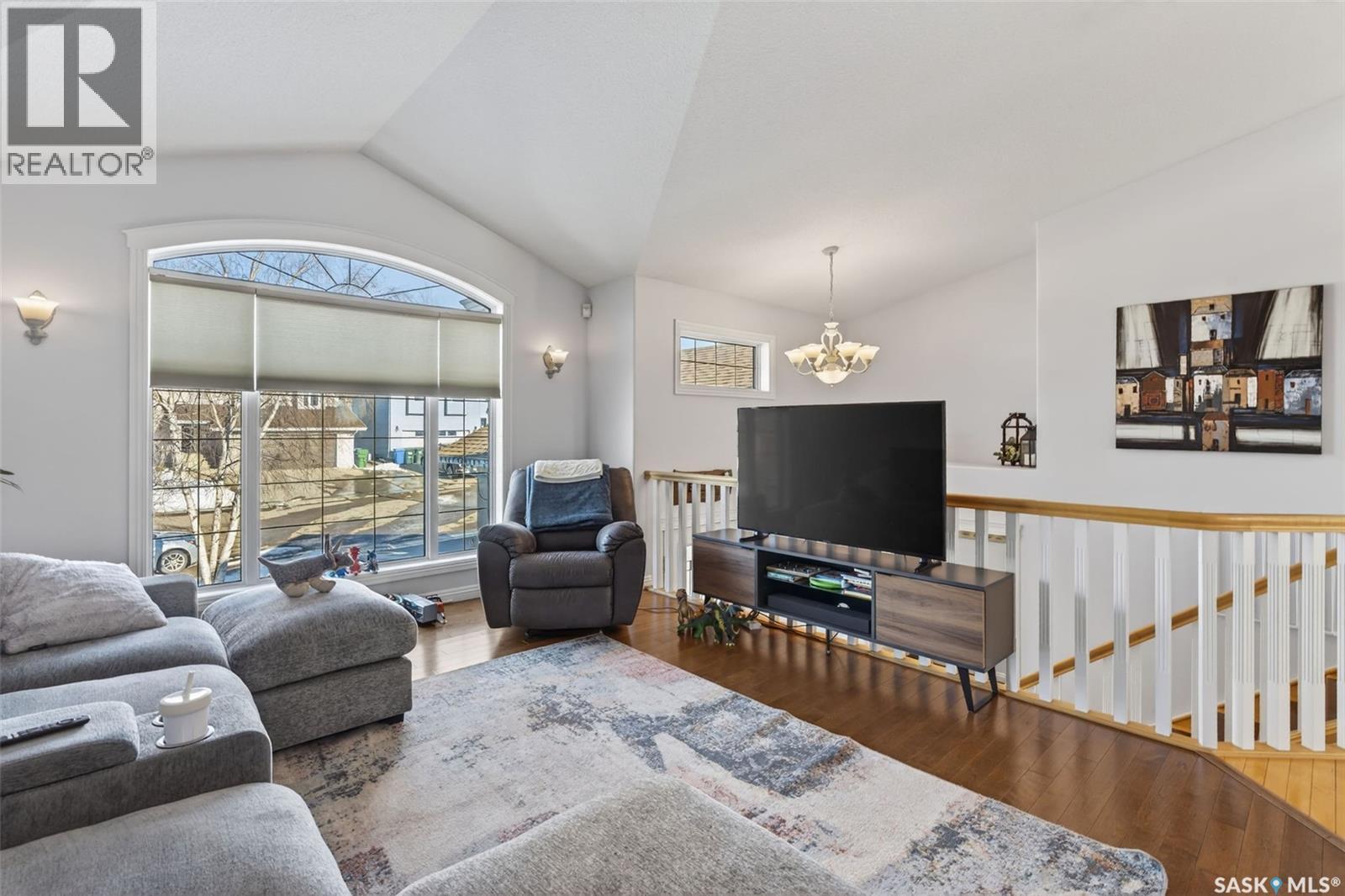 39 Mcknight Drive, Prince Albert, Saskatchewan  S6V 7Z7 - Photo 4 - SK036598