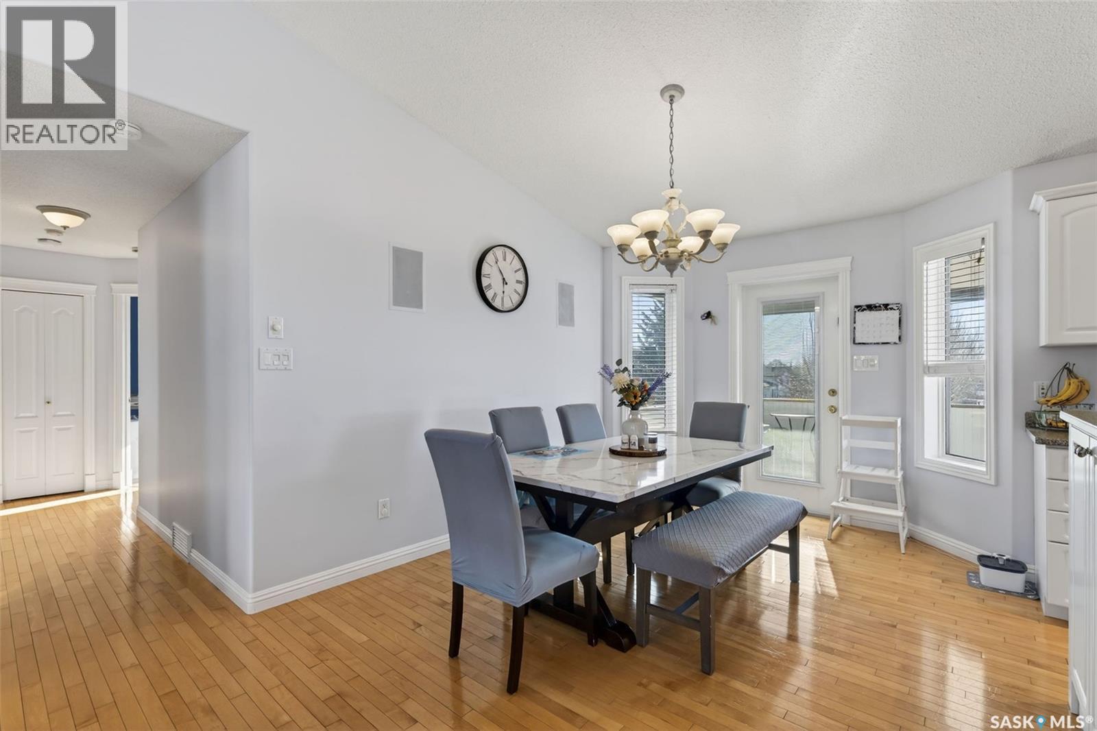 39 Mcknight Drive, Prince Albert, Saskatchewan  S6V 7Z7 - Photo 8 - SK036598