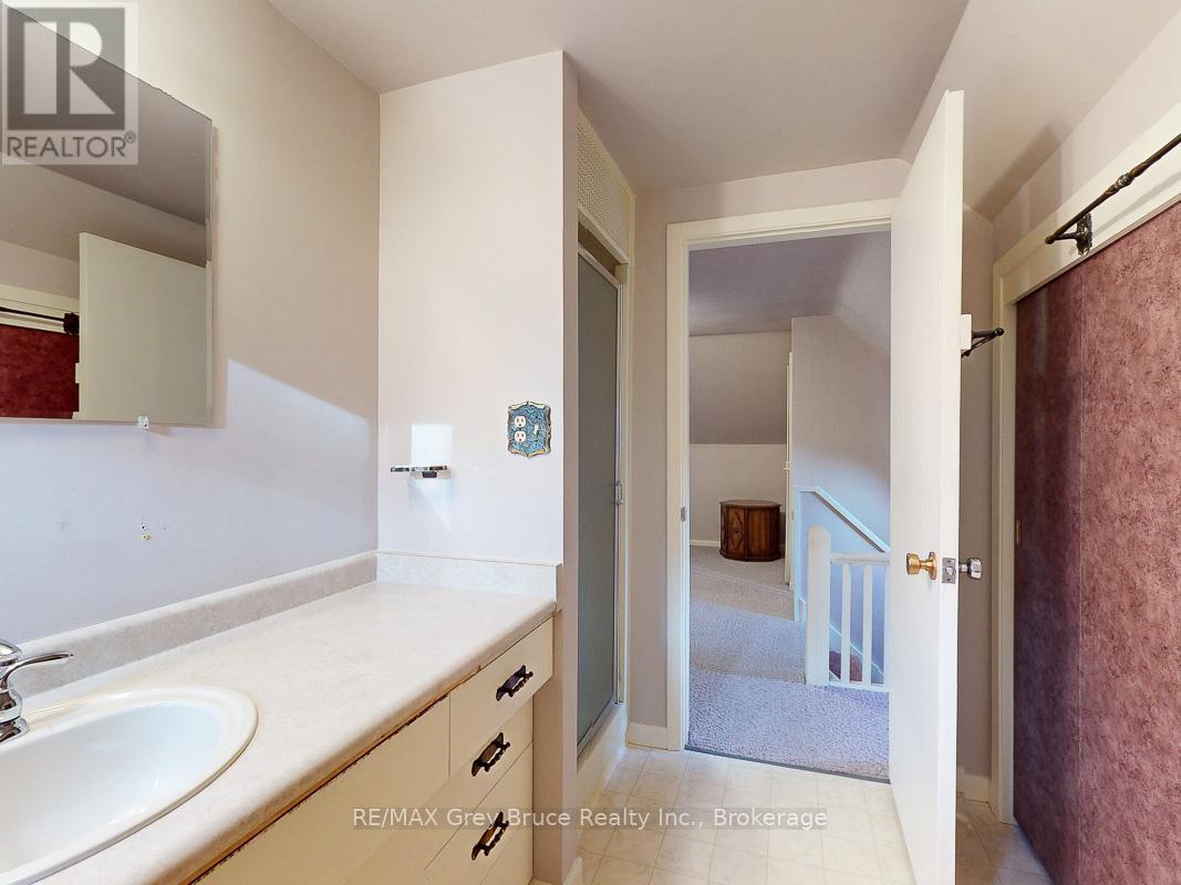 714 4th Avenue E, Owen Sound, Ontario  N4K 2N6 - Photo 36 - X12831822