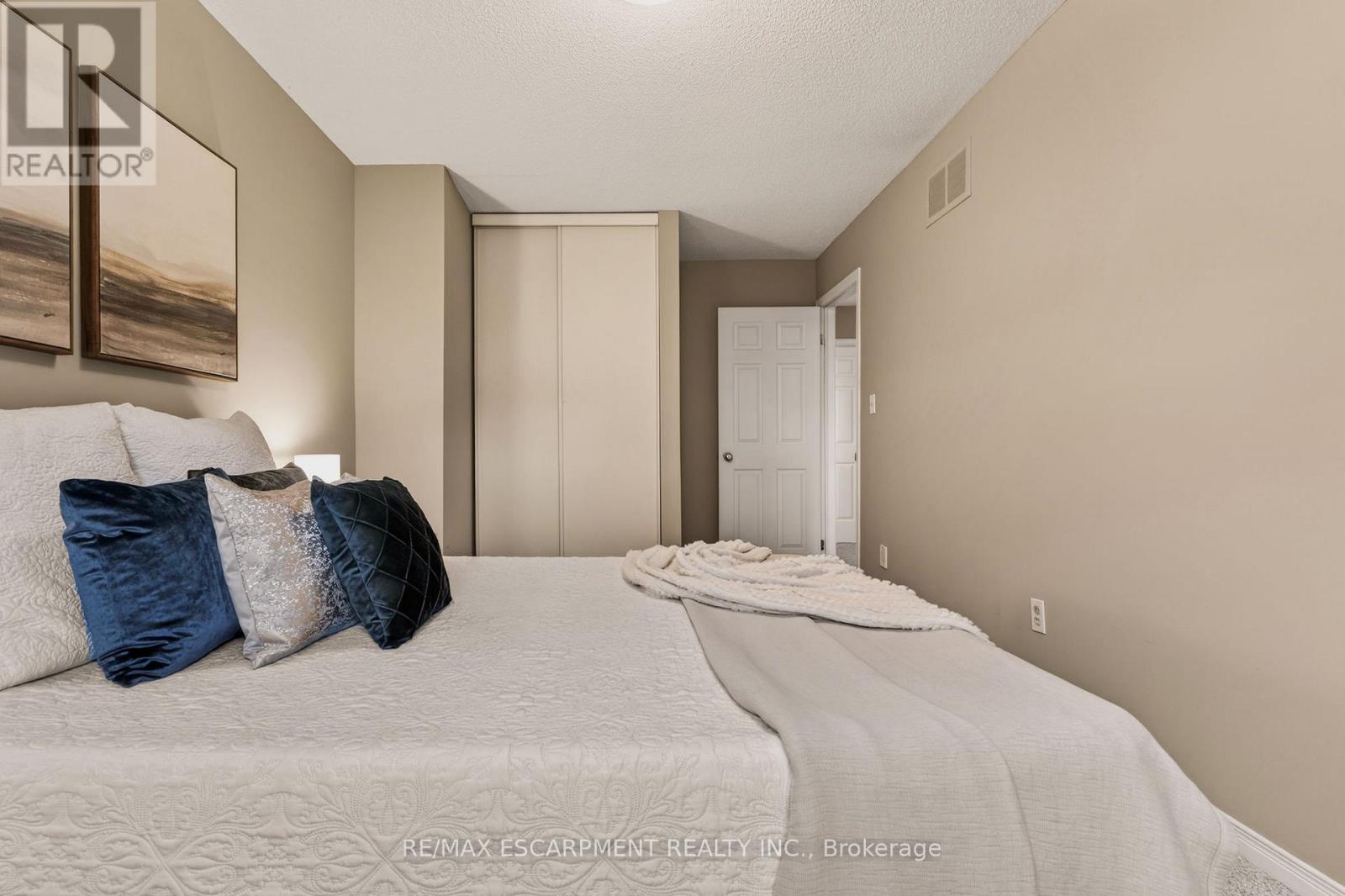 31 - 1675 Upper Gage Avenue, Hamilton, Ontario  L8W 3R8 - Photo 16 - X13155940