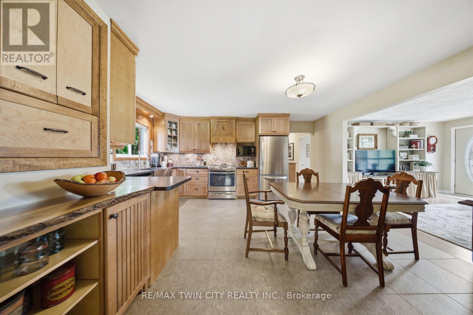 1451 Windham Centre Road, Norfolk, Ontario  N0E 2A0 - Photo 12 - X13156028