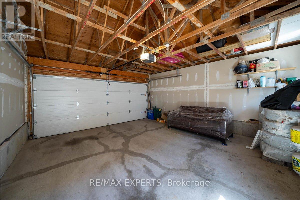 10534 Victoria Square Boulevard, Markham, Ontario  L6C 0A3 - Photo 37 - N13154972