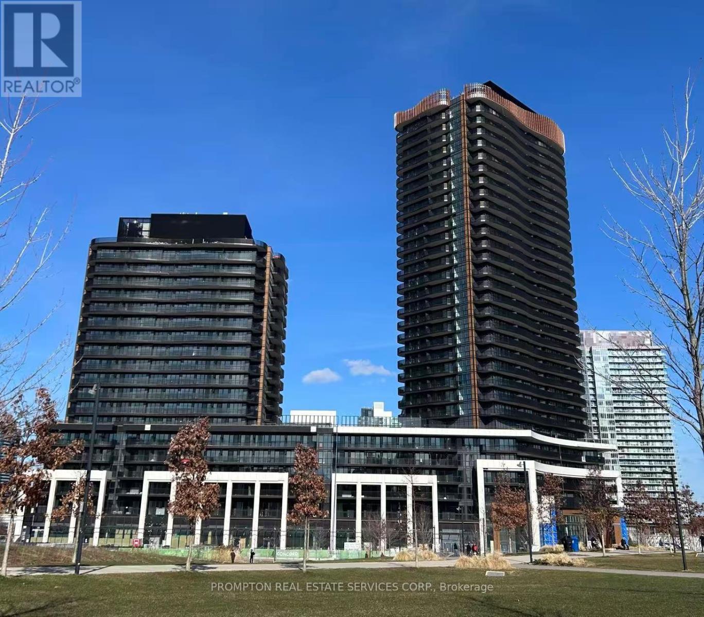 548 - 18 ESTHER SHINER BOULEVARD, Toronto, Ontario