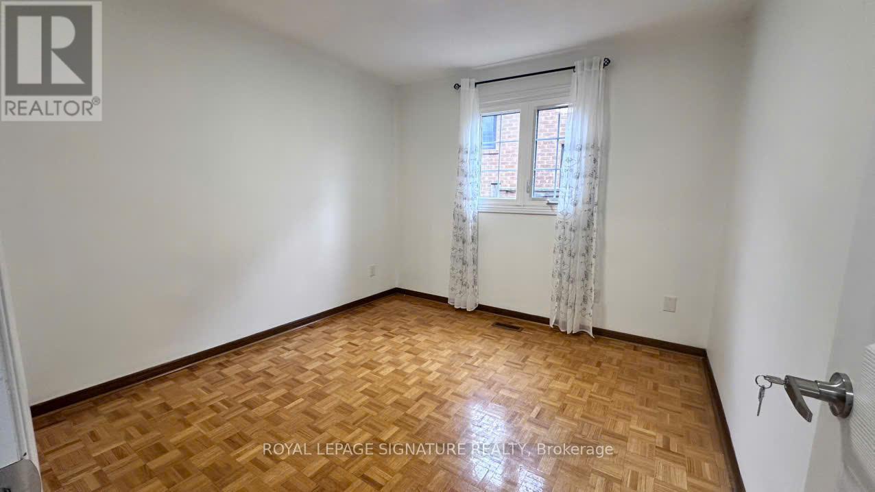 Walkout Basement 3 - 3137 Sunnyhill Drive, Mississauga, Ontario  L4X 2K5 - Photo 8 - W13153716