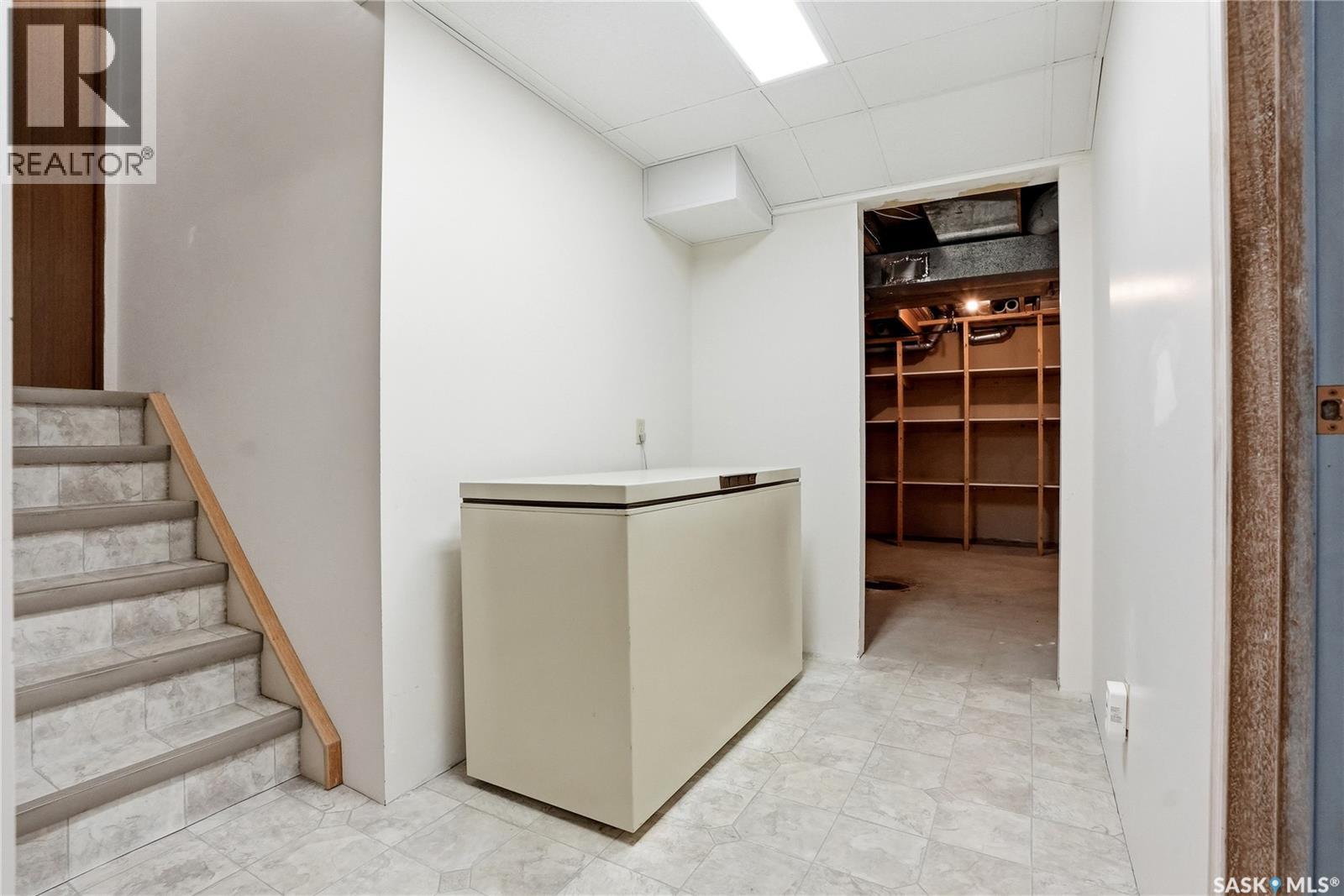 227 Flavelle Crescent, Saskatoon, Saskatchewan  S7L 6L1 - Photo 42 - SK036561