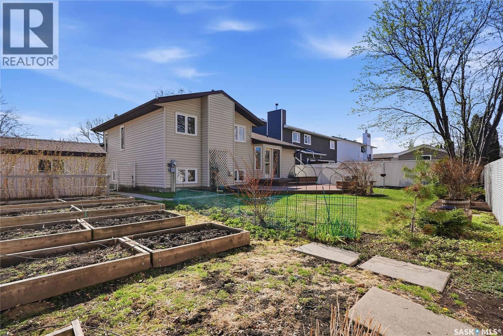 227 Flavelle Crescent, Saskatoon, Saskatchewan  S7L 6L1 - Photo 53 - SK036561
