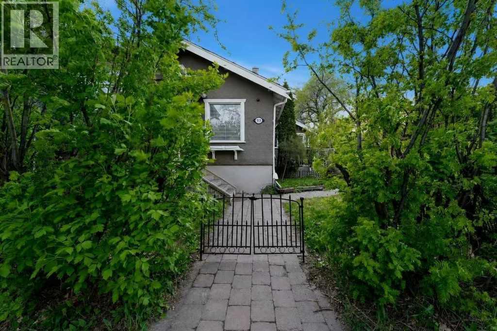 919 1 Street NW, Calgary, Alberta  T2M 2R9 - Photo 2 - A2292108