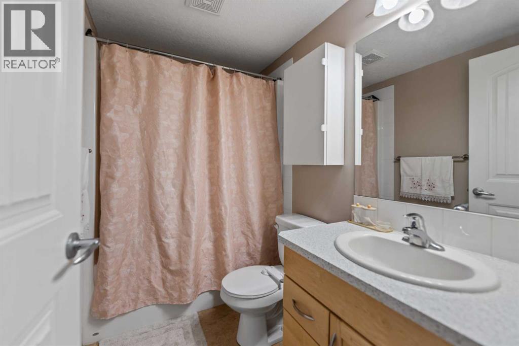 2218, 115 Prestwick Villas SE, Calgary, Alberta  T2Z 0M9 - Photo 19 - A2308883