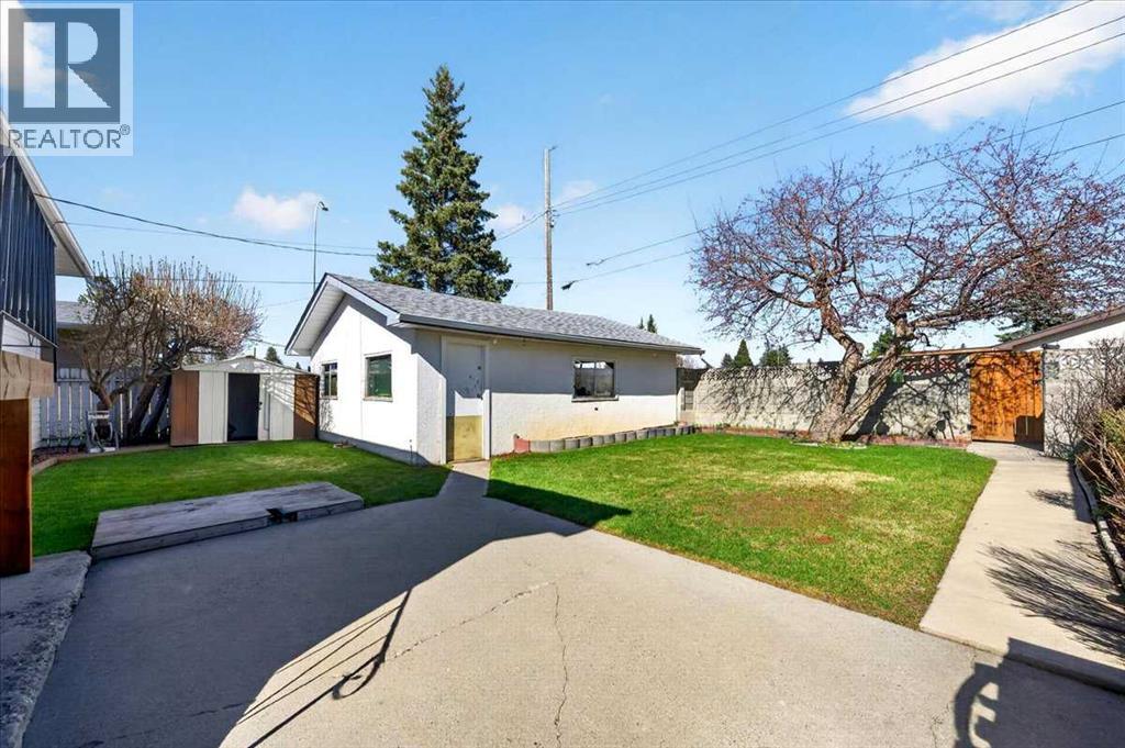 332 Whitney Crescent SE, Calgary, Alberta  T2J 1E9 - Photo 38 - A2308858