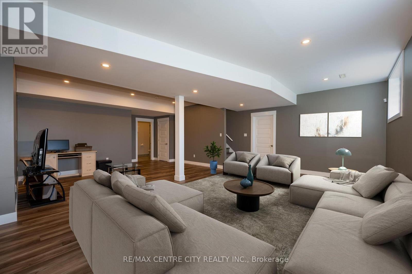 2580 Dundas Street, London East, Ontario  N5V 3C7 - Photo 24 - X13156140