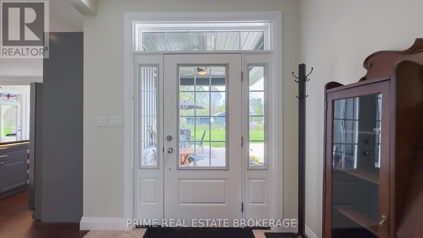 5329 Broadview Avenue, Lambton Shores, Ontario  N0N 1J7 - Photo 13 - X13156344