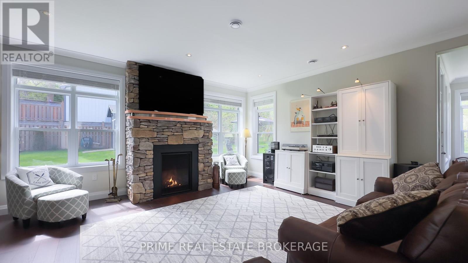 5329 Broadview Avenue, Lambton Shores, Ontario  N0N 1J7 - Photo 20 - X13156344