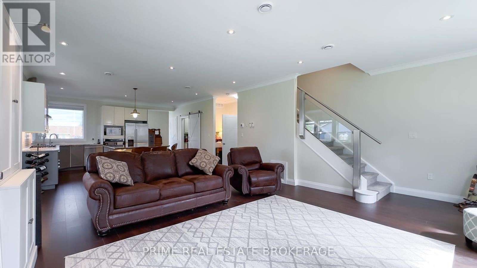 5329 Broadview Avenue, Lambton Shores, Ontario  N0N 1J7 - Photo 22 - X13156344