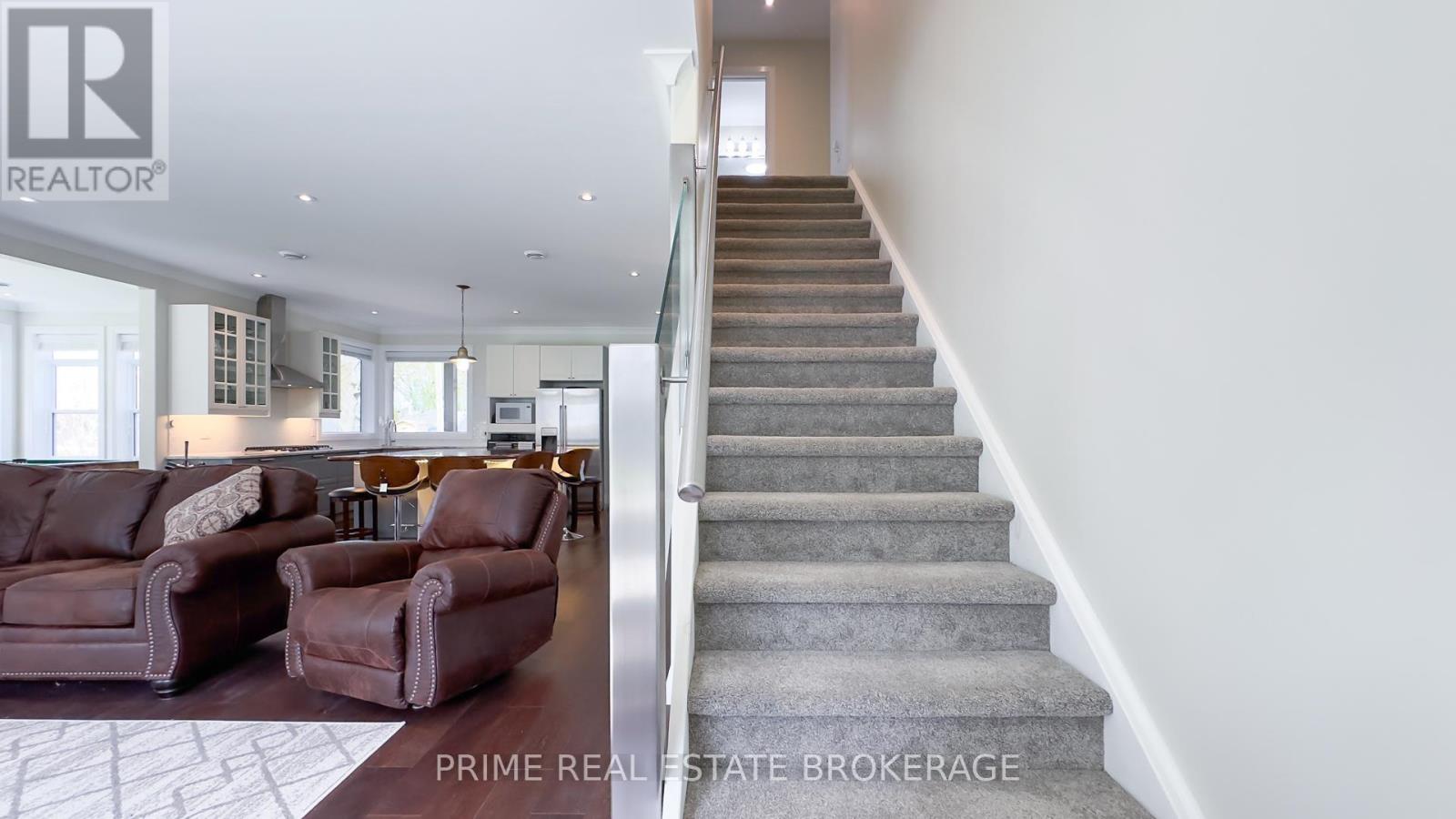 5329 Broadview Avenue, Lambton Shores, Ontario  N0N 1J7 - Photo 36 - X13156344