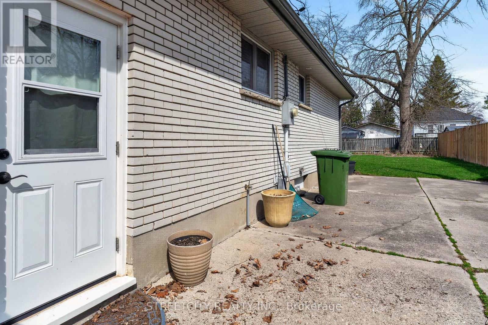 3 Brinkman Court, St. Thomas, Ontario  N5P 2G6 - Photo 26 - X13156390