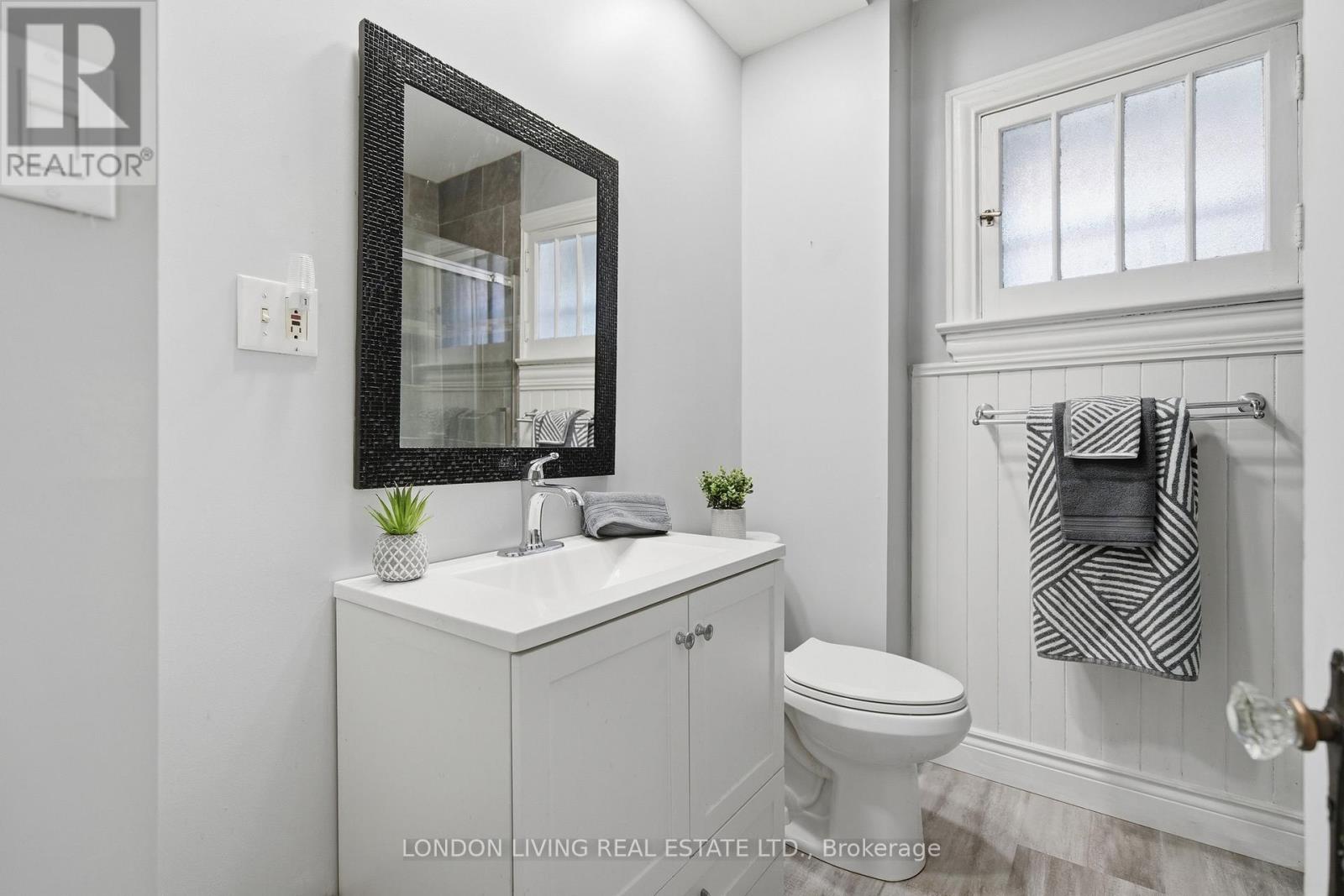240 High Street, London South, Ontario  N6C 4L2 - Photo 25 - X13156404