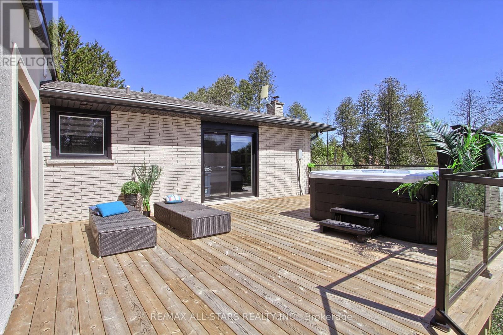 215 Uxbridge Pickering Townline, Pickering, Ontario  L1Y 0A4 - Photo 2 - E13088022