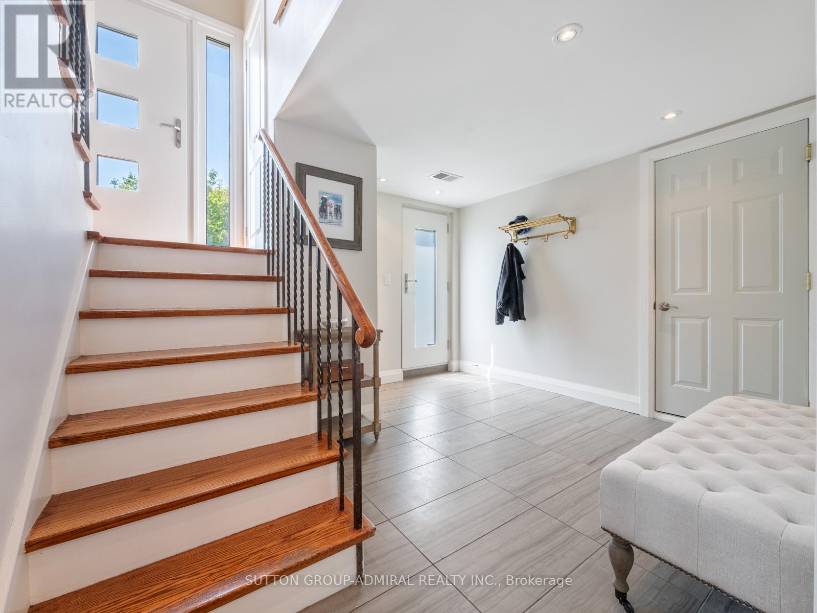 125 Laverock Avenue, Richmond Hill, Ontario  L4C 4J8 - Photo 25 - N13154984