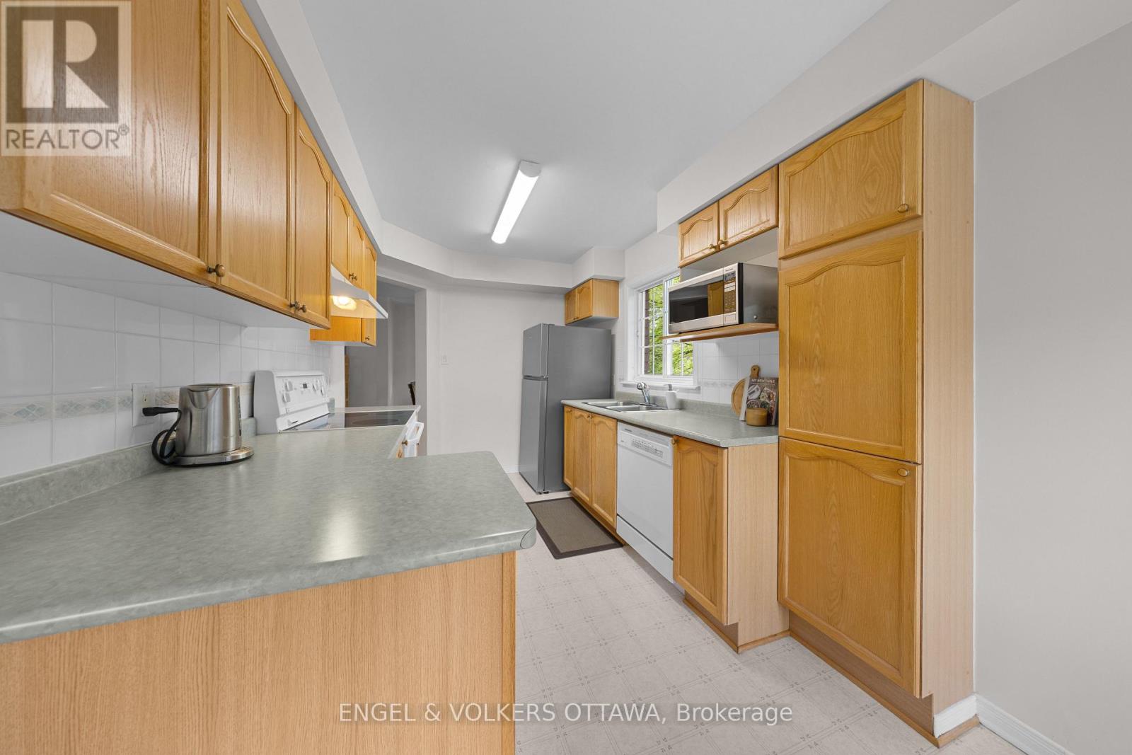 23 Cambray Lane, Ottawa, Ontario K2K 3C3 - Photo 16 - X13156050