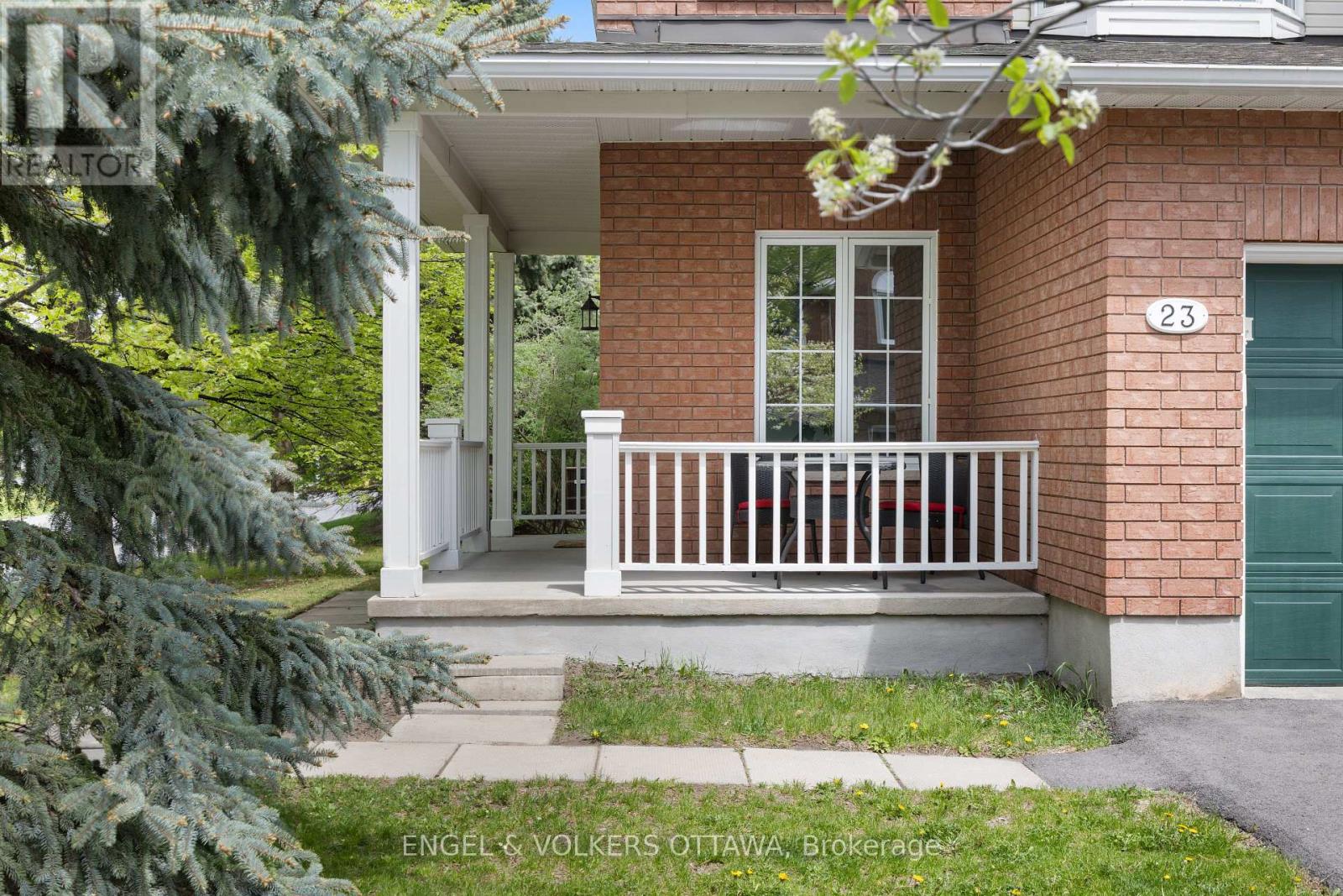 23 Cambray Lane, Ottawa, Ontario K2K 3C3 - Photo 2 - X13156050