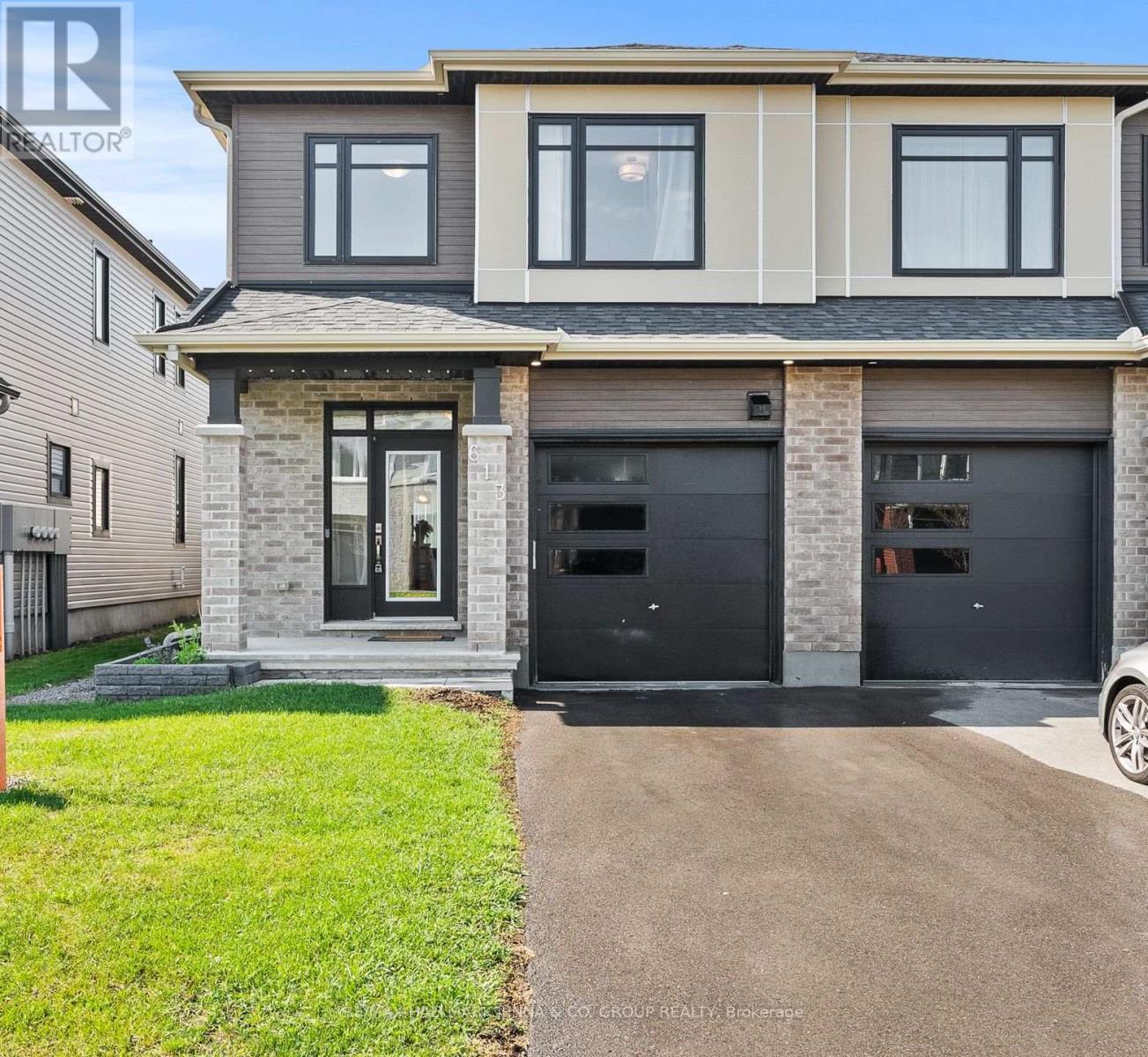 613 Taliesin Crescent, Ottawa, Ontario  K2S 2W5 - Photo 1 - X13156058