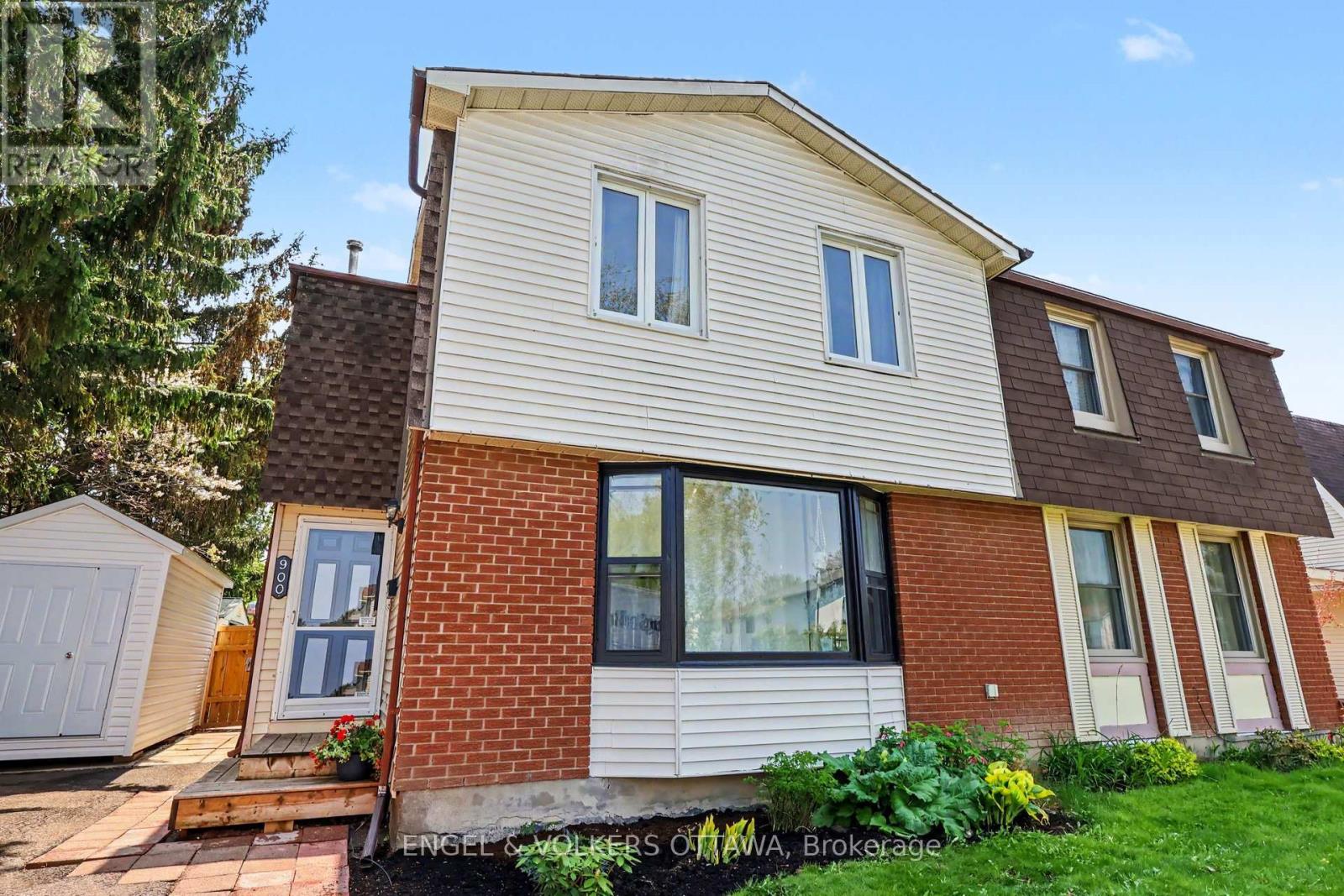 900 Borland Drive, Ottawa, Ontario K1E 1X5 - Photo 2 - X13156098