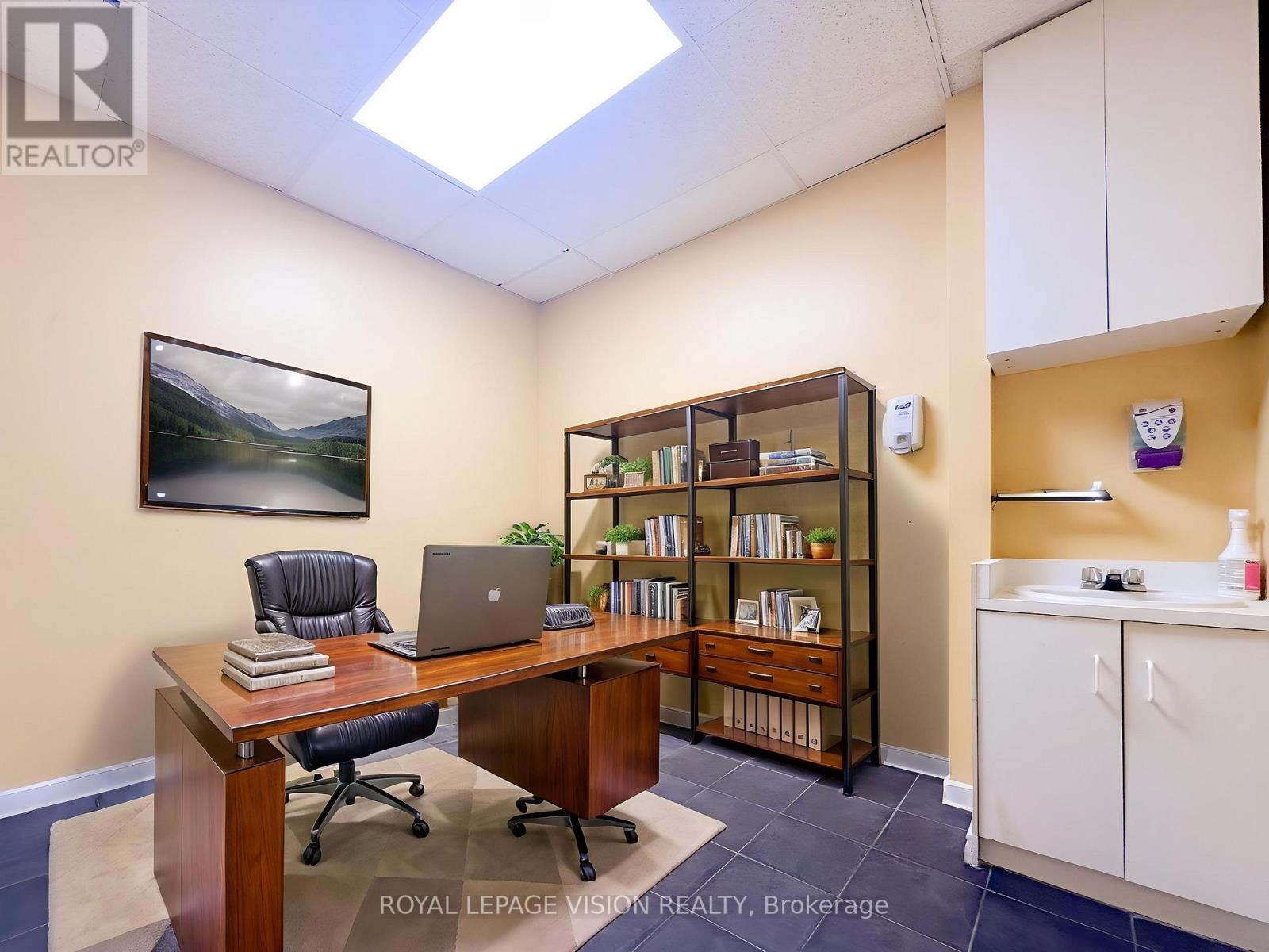 1 - 2085 Weston Road, Toronto, Ontario  M9N 1X7 - Photo 5 - W12695950