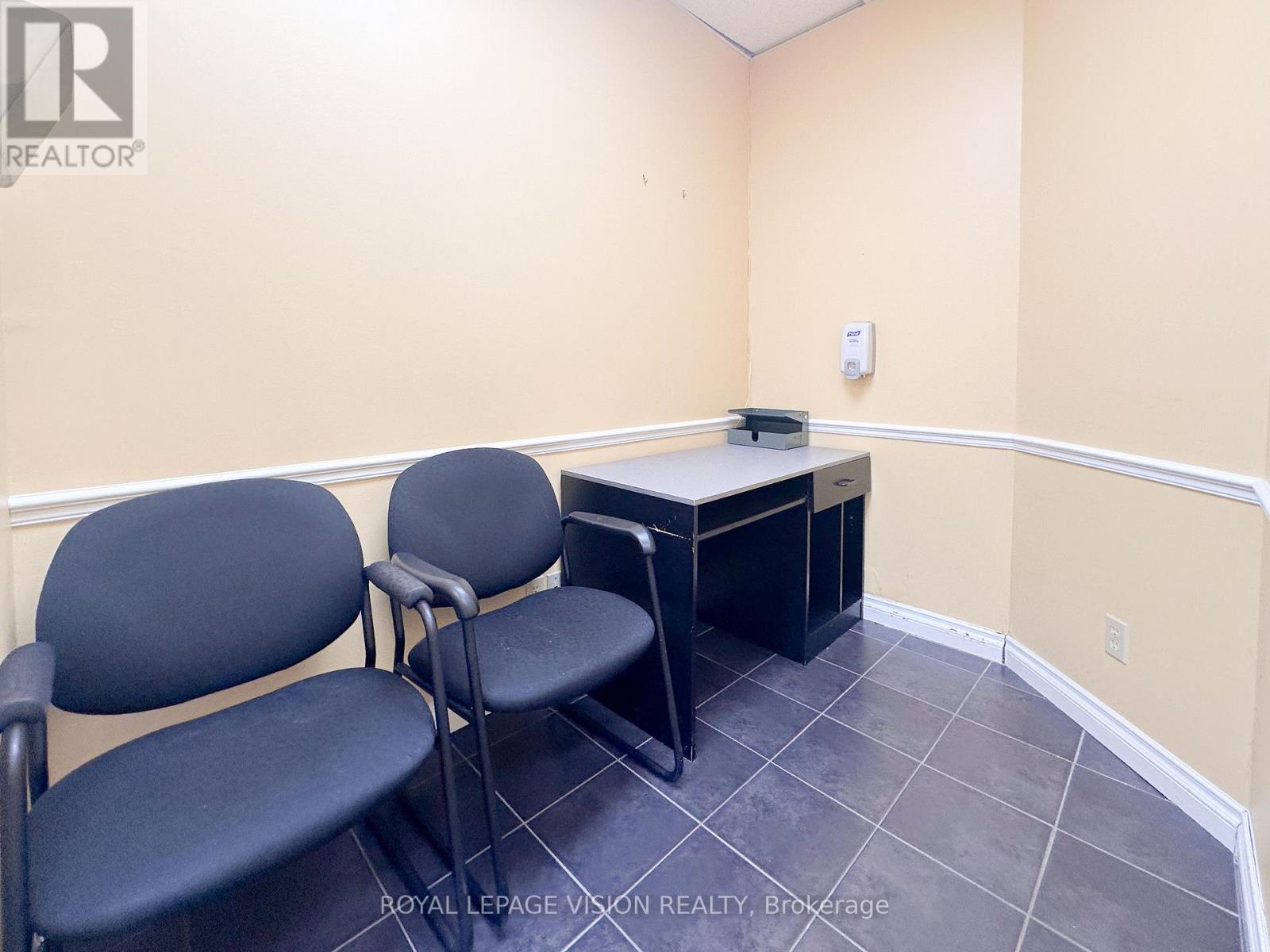 1 - 2085 Weston Road, Toronto, Ontario  M9N 1X7 - Photo 10 - W12695950