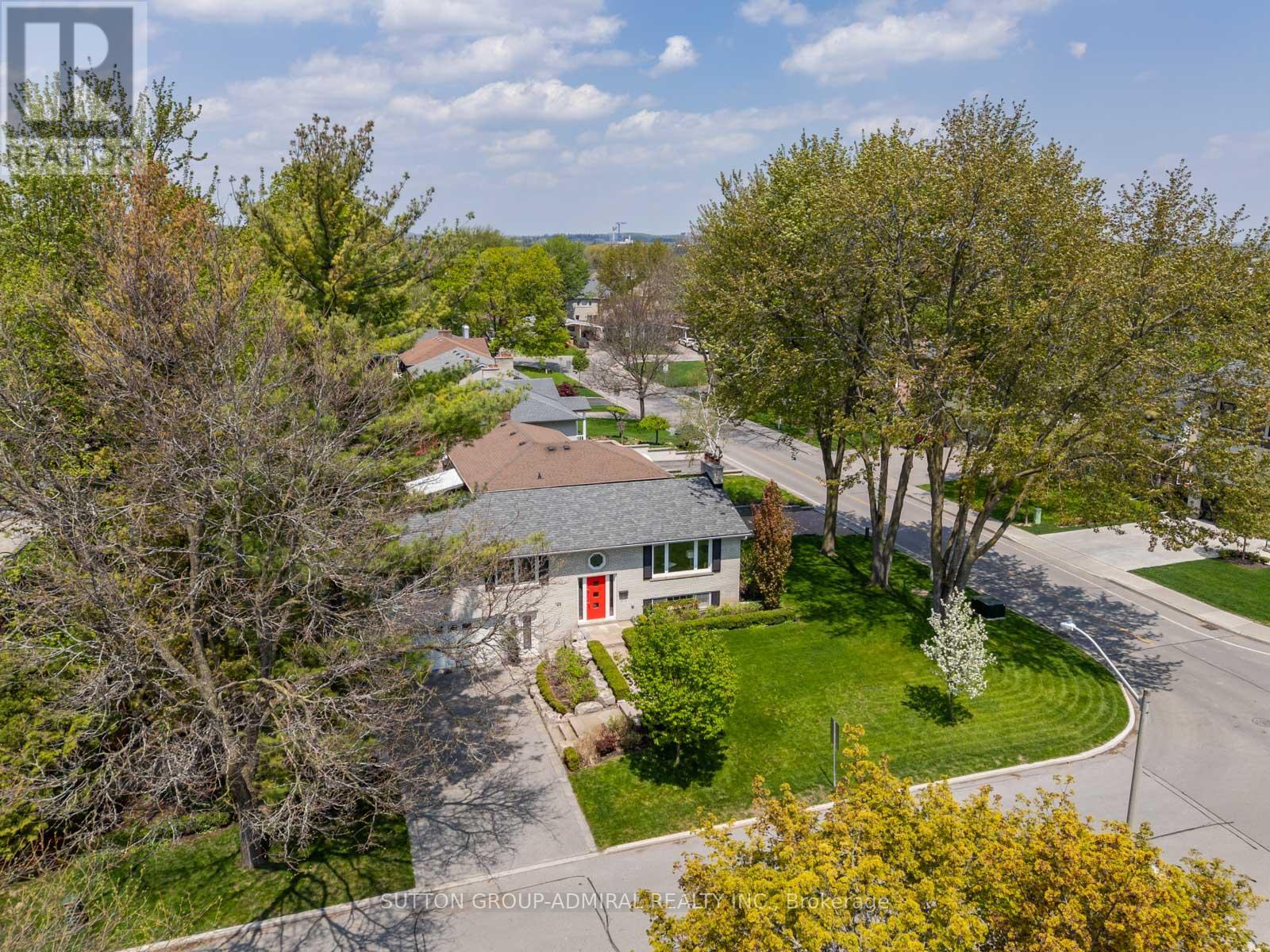 125 Laverock Avenue, Richmond Hill, Ontario  L4C 4J8 - Photo 41 - N13154984