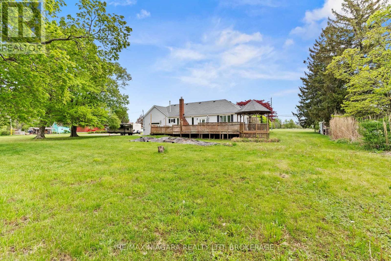 586 Empire Road, Port Colborne, Ontario  L0S 1R0 - Photo 25 - X13156190