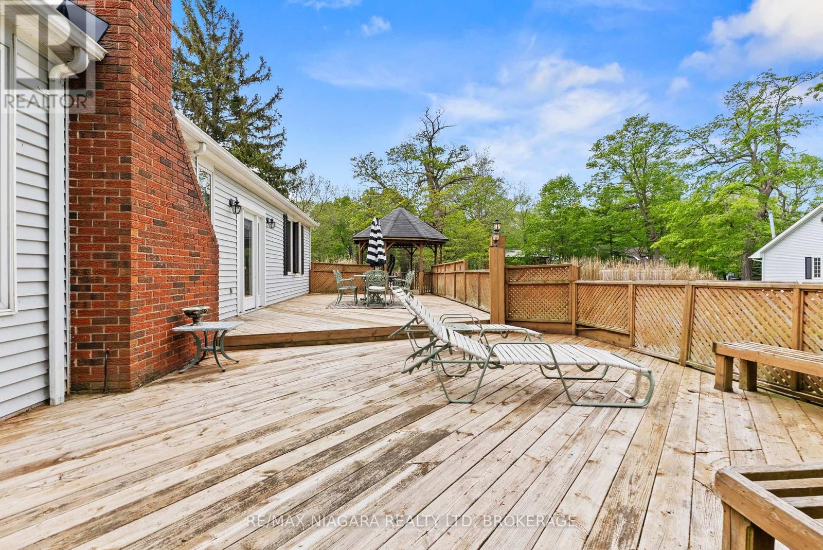 586 Empire Road, Port Colborne, Ontario  L0S 1R0 - Photo 27 - X13156190