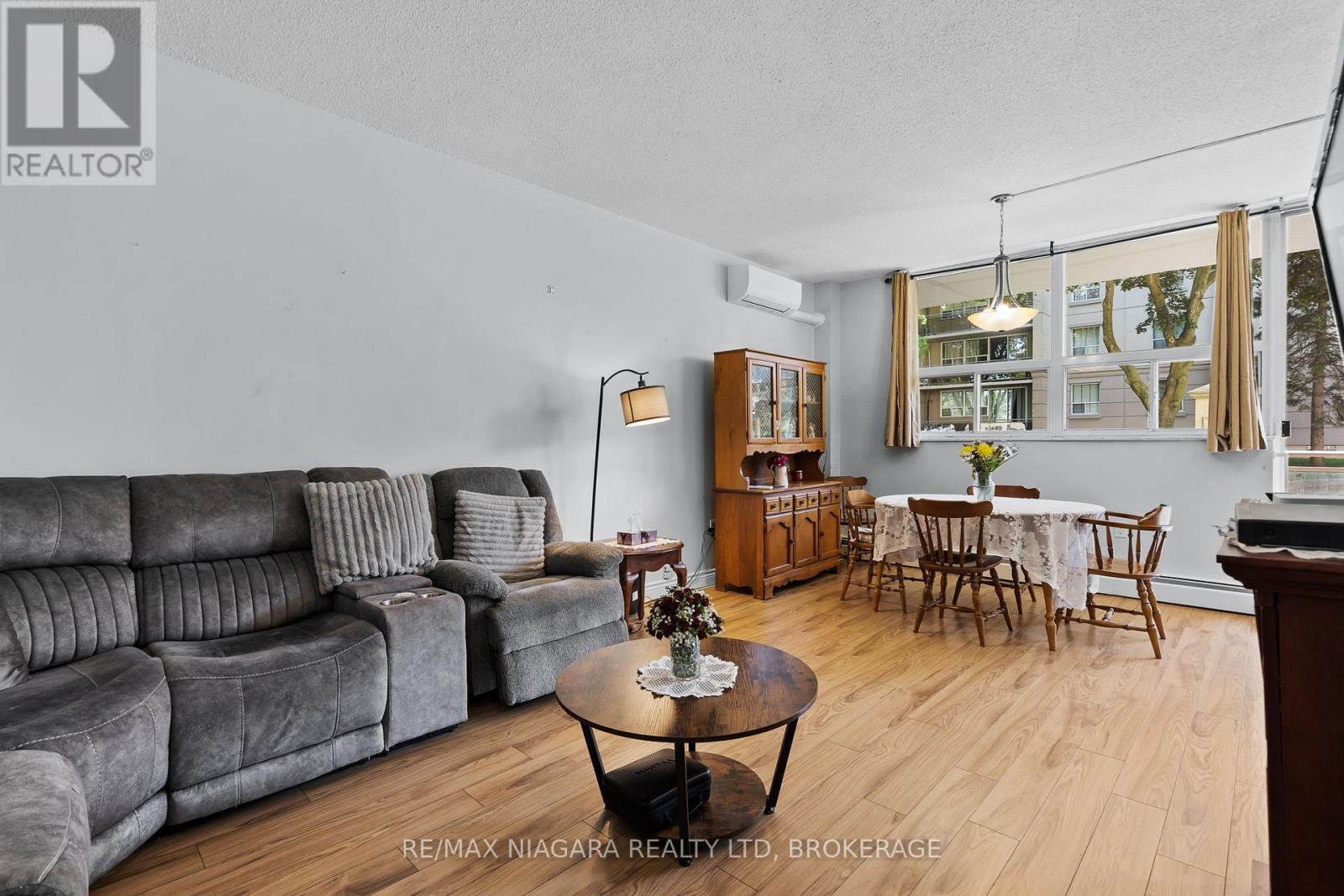 107 - 6390 Huggins Street, Niagara Falls, Ontario  L2J 1H1 - Photo 2 - X13156250