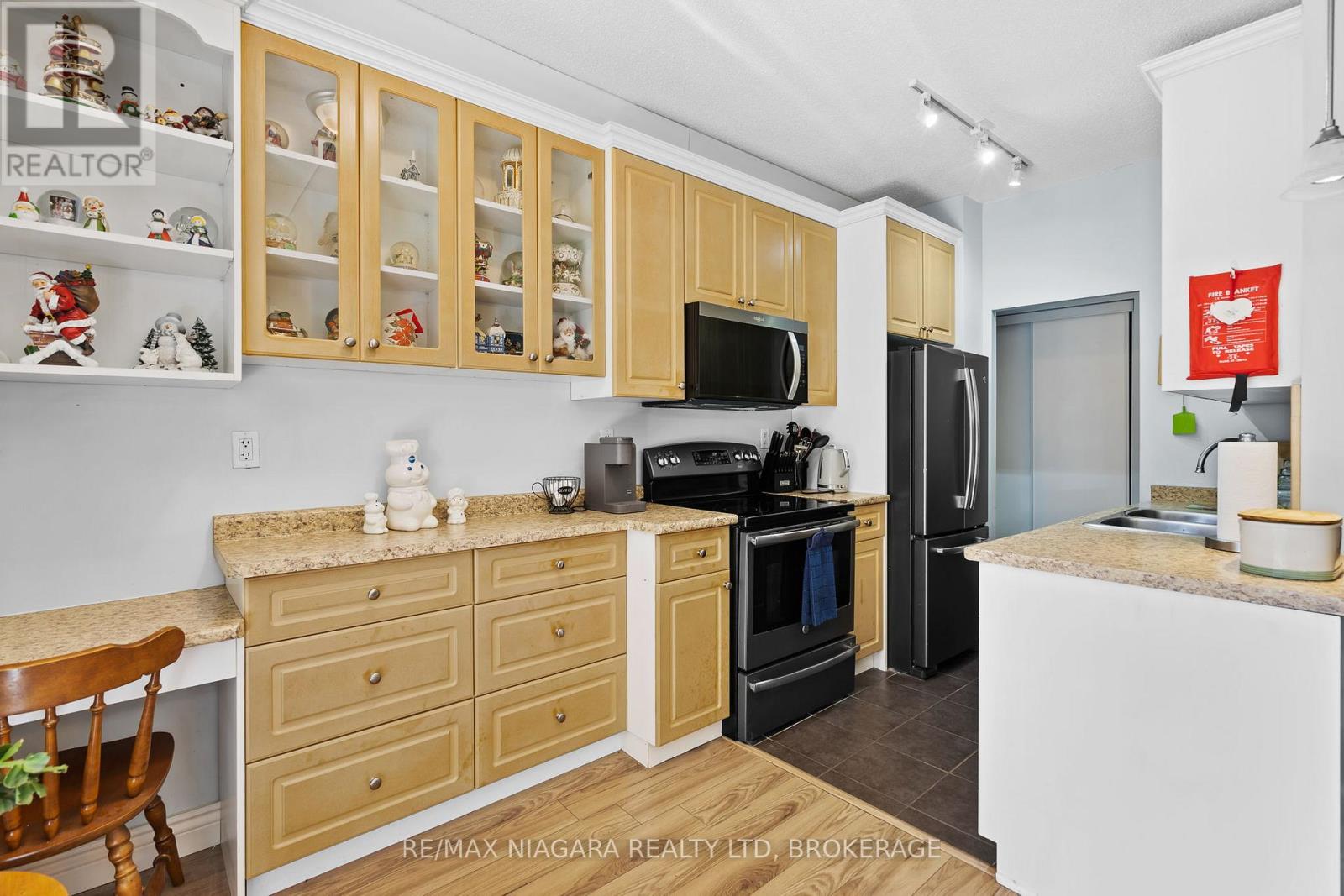 107 - 6390 Huggins Street, Niagara Falls, Ontario  L2J 1H1 - Photo 6 - X13156250