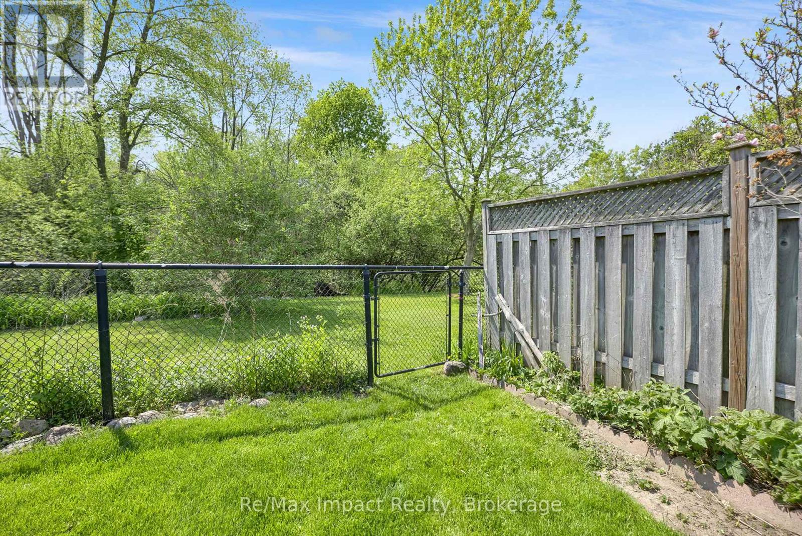 1872 Woodgate Court, Oshawa, Ontario  L1G 7Z2 - Photo 41 - E13154008