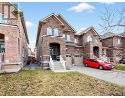 11 CONSTABLE STREET, Aurora, Ontario