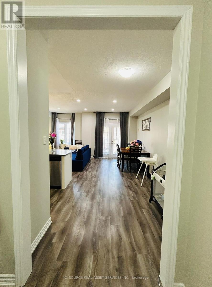20 Savage Drive, Hamilton, Ontario  L8B 0A3 - Photo 7 - X13106952