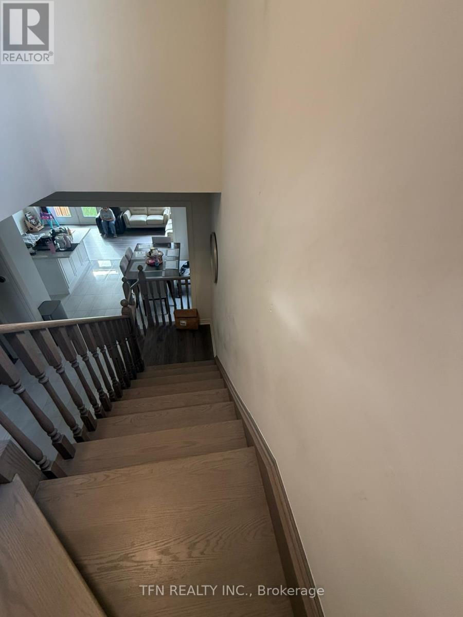 267 Great Falls Boulevard, Hamilton, Ontario L8B 1Z5 - Photo 8 - X13149240