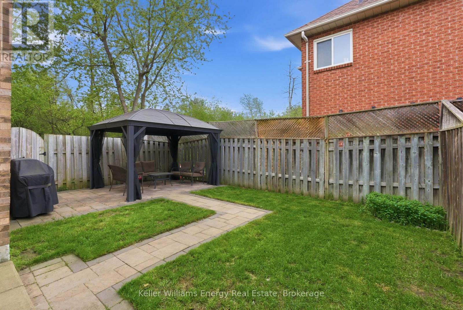 726 Craighurst Court, Pickering, Ontario  L1X 2W9 - Photo 45 - E13156052