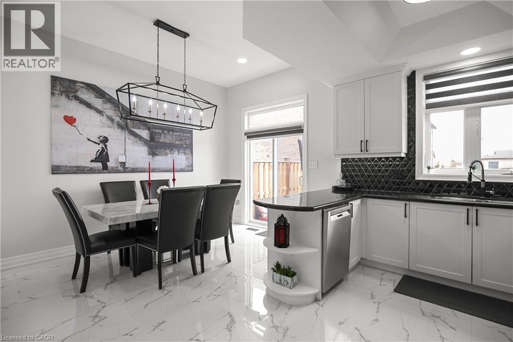 876 Golf Links Road Unit# 16, Ancaster, Ontario  L9K 1M7 - Photo 6 - 40832303