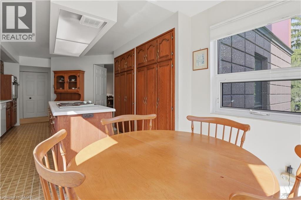 52 Blue Springs Drive Unit# 22, Waterloo, Ontario  N2J 4M4 - Photo 11 - 40831801