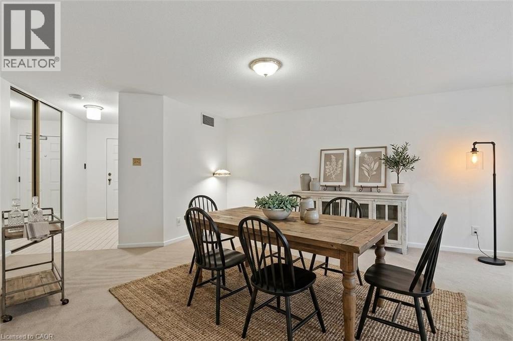 52 Blue Springs Drive Unit# 22, Waterloo, Ontario  N2J 4M4 - Photo 4 - 40831801
